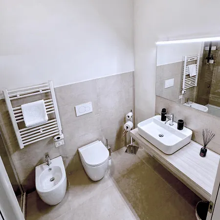 Santo Stefano 7 Apartment *