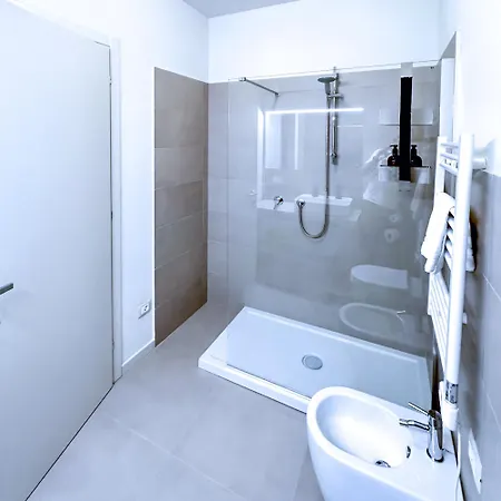 Santo Stefano 7 Apartment *